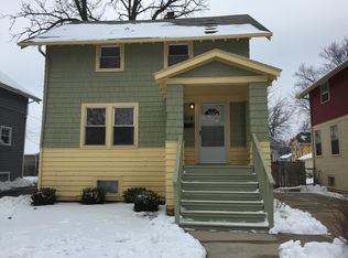 1018 Highland Ave, Waukegan, IL 60085