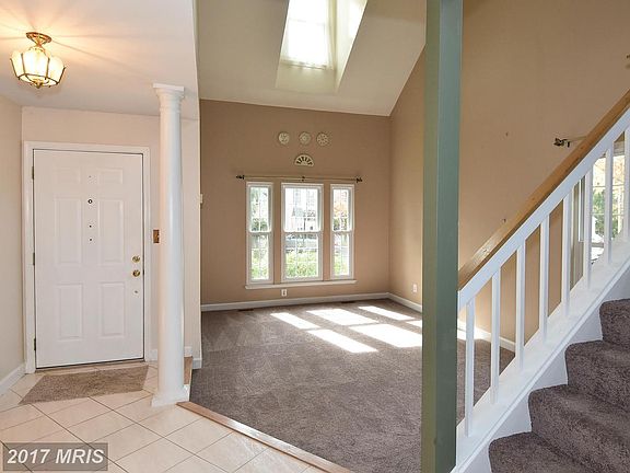 2nd image of 9313 Vineyard Haven Dr