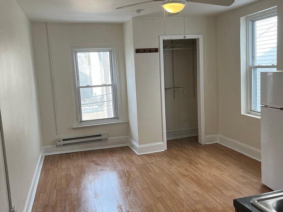 1st image of 1204 S 15th St Floor 2