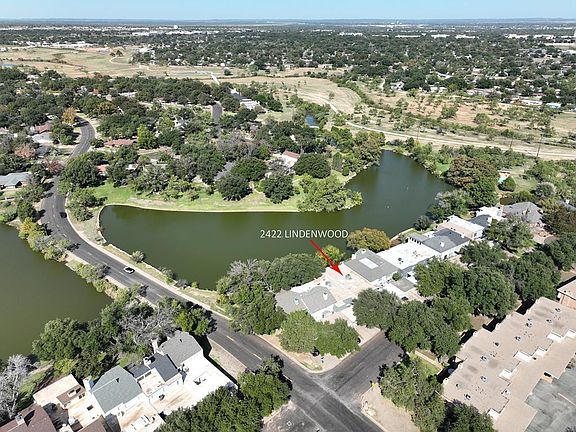 2nd image of 2422 Lindenwood Dr