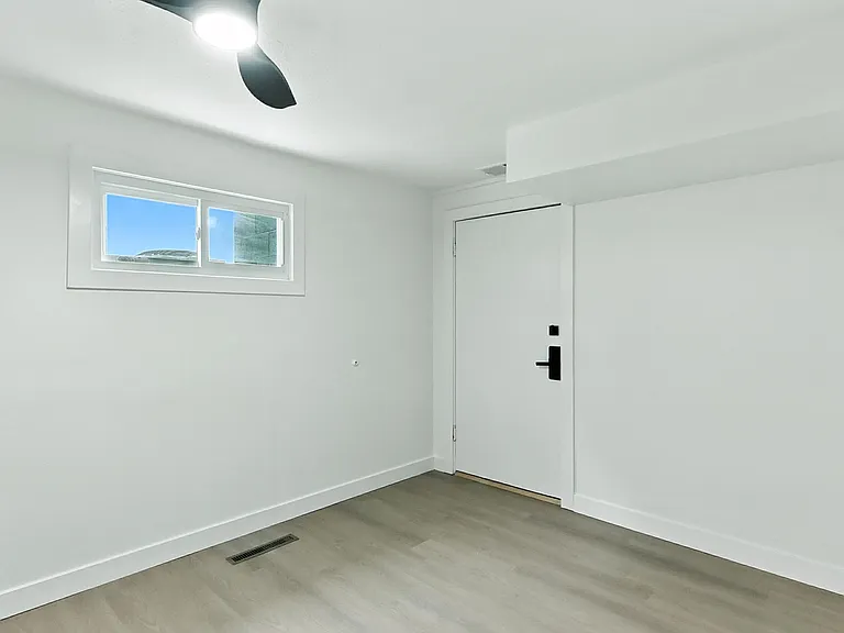 1132 S 33rd St #4 — Photo 21
