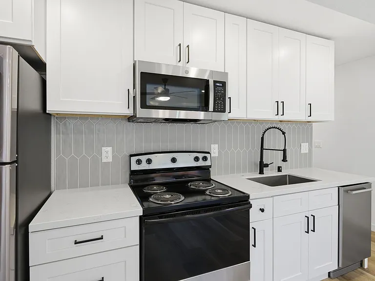 The Ranch: Newly Renovated One- and Two-Bedroom Apartment Homes in Normal Heights — Photo 30