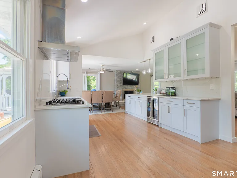 15 Farrell Rd — Photo 9