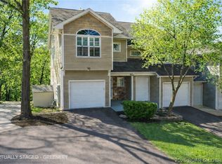 34 Walnut Rd, Lake Ozark, MO 65049
