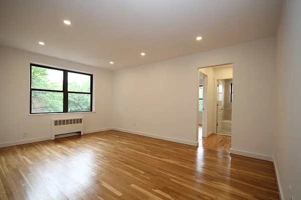 Sold by Landmark International Real Estate, LLC | media 10