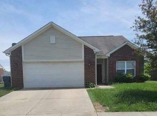 729 Winding Grove Dr, Indianapolis, IN 46217