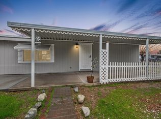 19135 Lindsay St, Hesperia, CA 92345