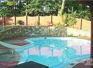 7616 Oak Lane Rd, Cheltenham, PA 19012