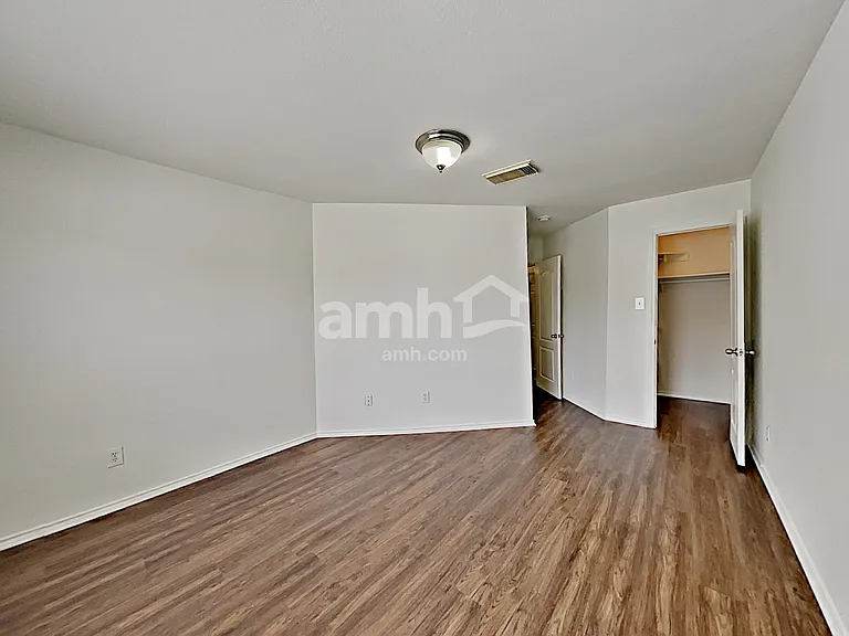 11422 Victory Cavern — Photo 23