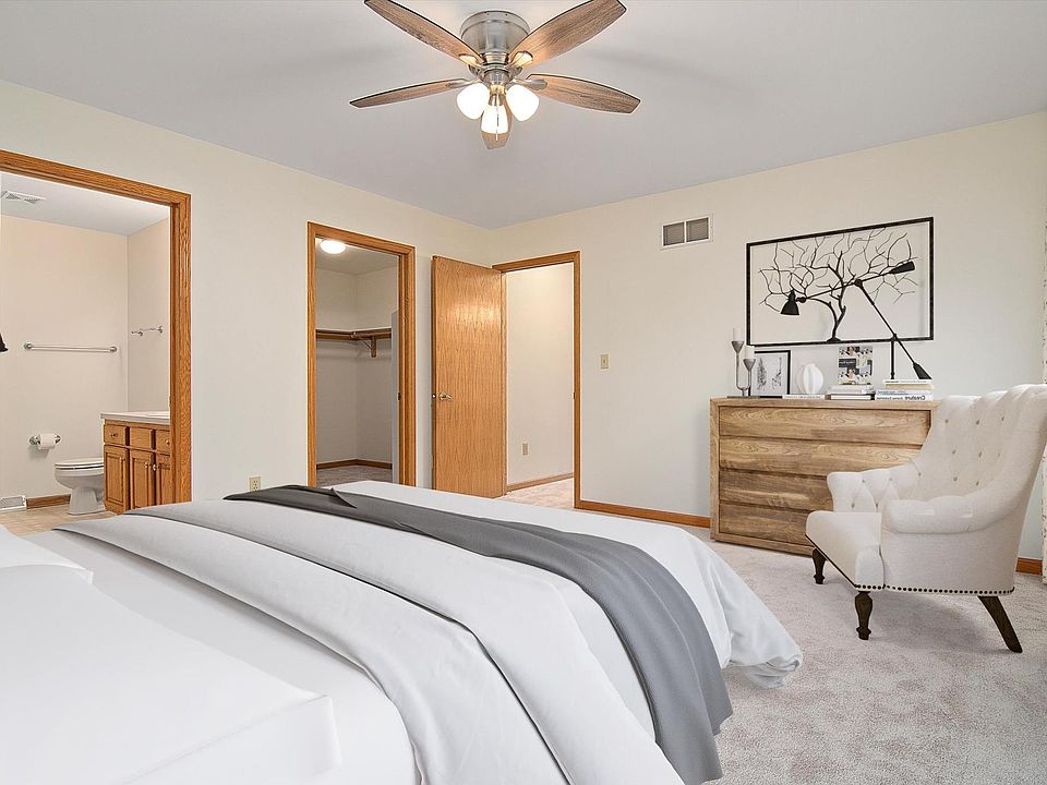 Virtually staged primary bedroom