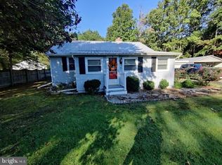 283 Wakefield Dr, Colonial Beach, VA 22443