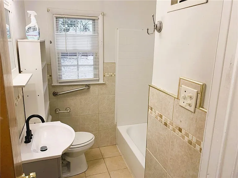 1551 Ferno Dr NW — Photo 9