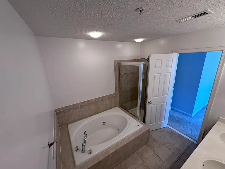 207 Merlin Dr — Photo 17