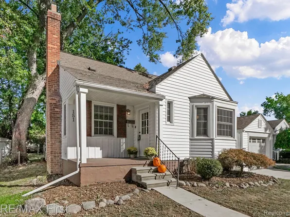 151 Fisher Ct, Clawson, MI 48017