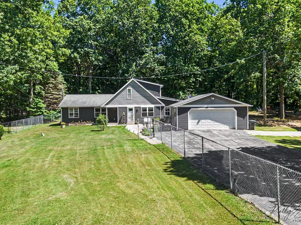 17566 Blue Star Memorial Hwy, South Haven, MI 49090