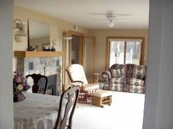 Living Room/Dining Room