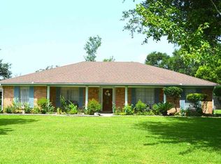 197 Rose St, Bridge City, TX 77611
