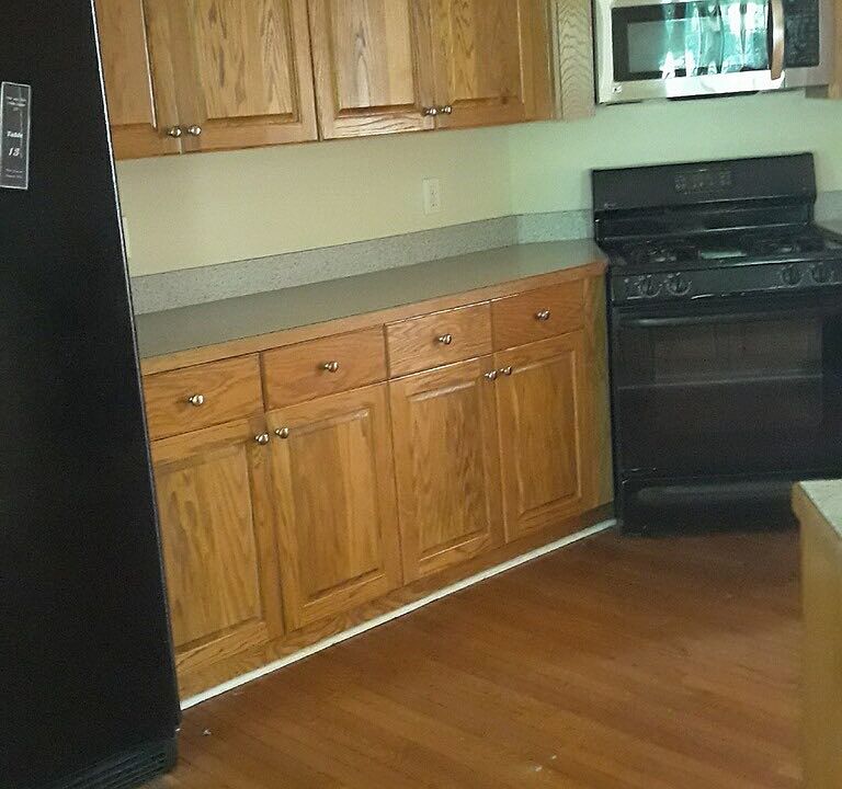 2nd image of 912 Peel Castle Ln