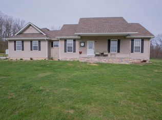 222 Bettinger Dr, Marshfield, MO 65706