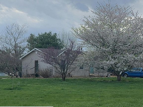 3rd image of 208 Ragan Rd