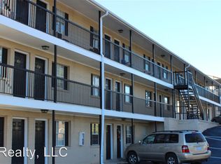 634 W Magnolia Ave APT 203, Auburn, AL 36832