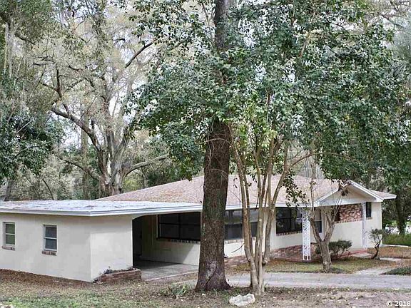 4th image of 3480 SE 18th Ave