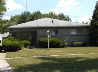 24644 Pierce St, Southfield, MI 48075