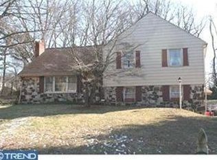 157 Wooded Ln, Villanova, PA 19085
