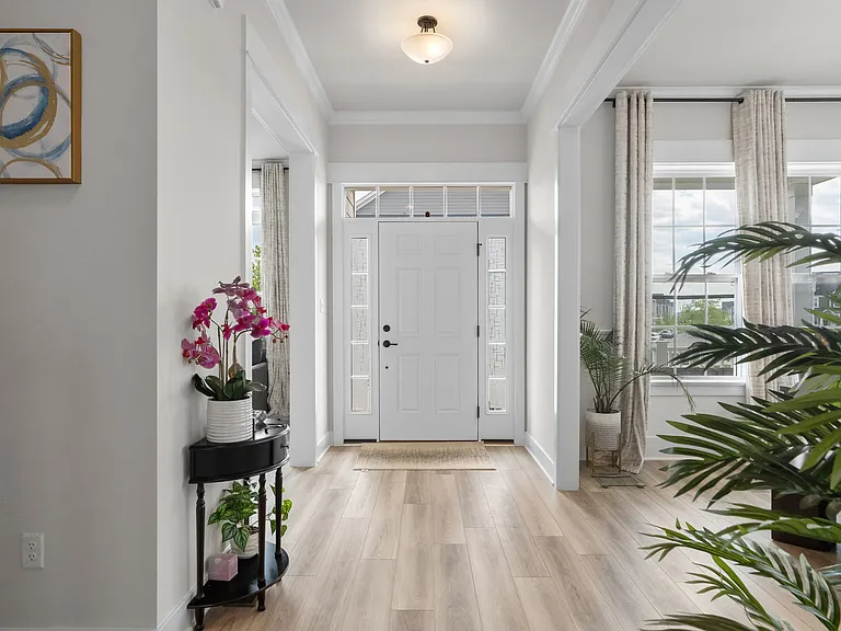 155 Lotus Ln — Photo 18