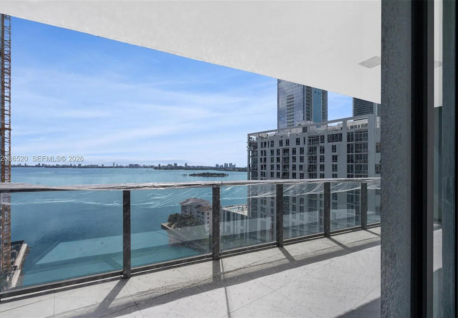 Icon Bay Condo — Photo 3