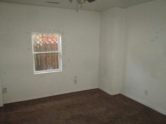 4th image of 2645 Mars Hill St