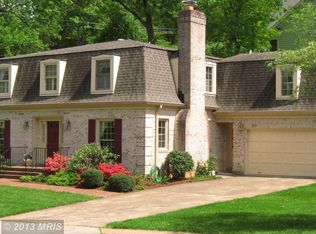 5500 Little Falls Rd, Arlington, VA 22207