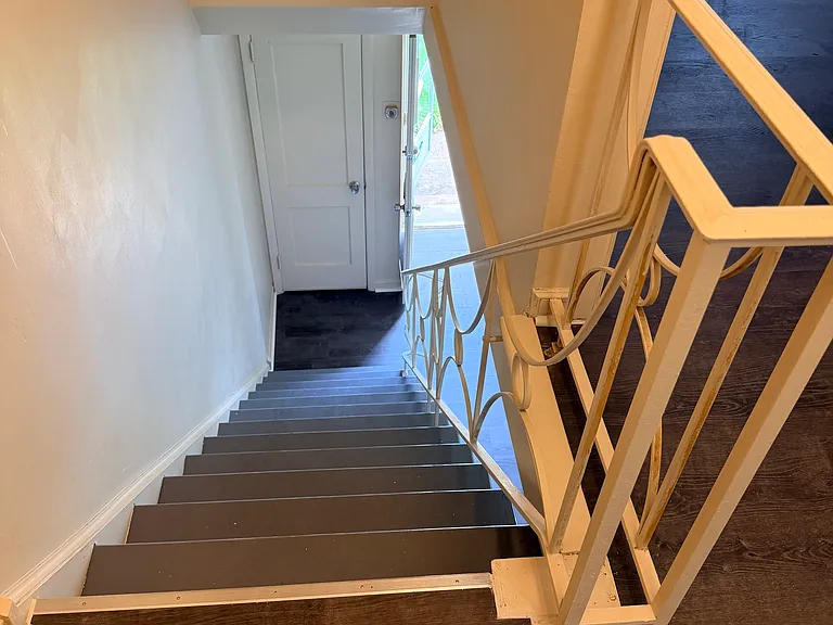 6254 Marsden St — Photo 12