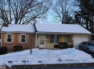 806 N Market St, Mechanicsburg, PA 17055