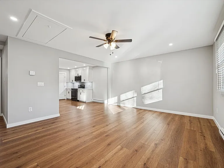 285 Stamets Rd #2 — Photo 14
