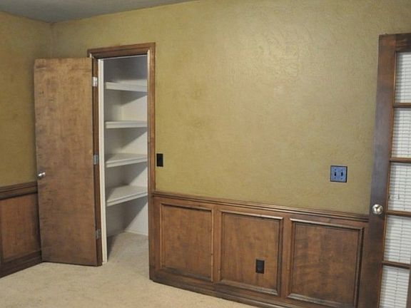 3rd image of 6613 Stinchcomb Dr