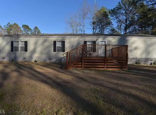 850 Strickland St Ext, Pembroke, GA 31321