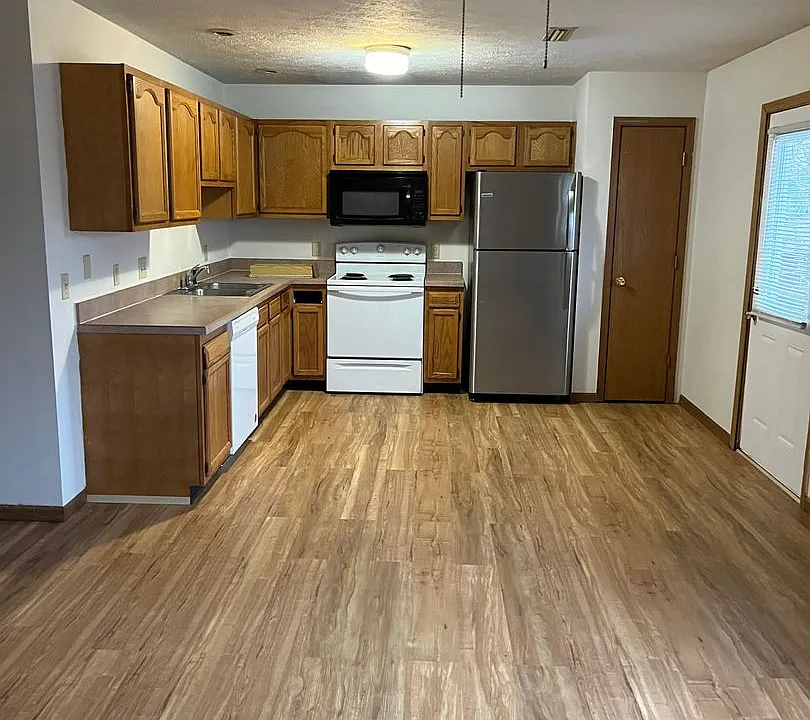 804 Union St #8