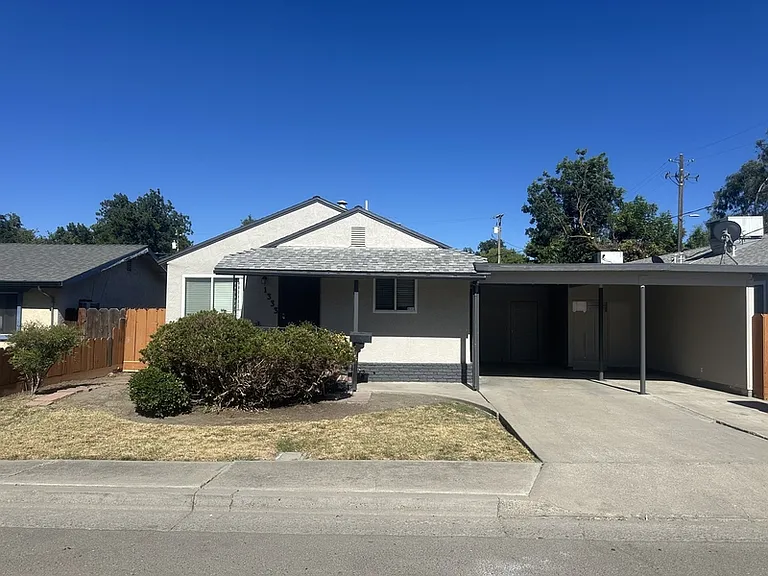 1333 Frank Ave — Photo 1
