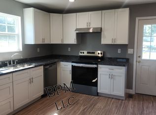 (Undisclosed Address), Lawrenceburg, KY 40342