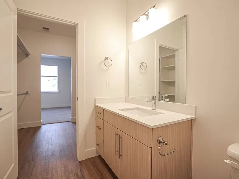 Northgate Apartments — Photo 29