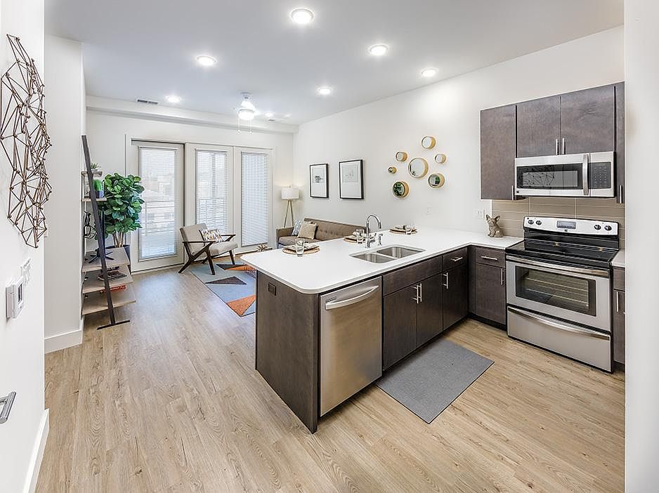 217 South Kitchen Area