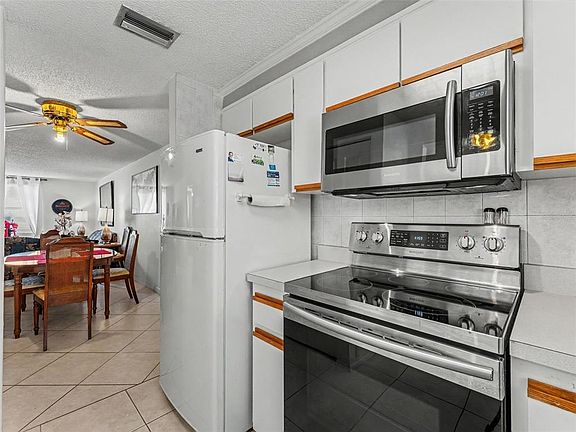 3rd image of 6340 E Providence Cir #204