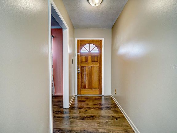 5th image of 78 Melodie Ln