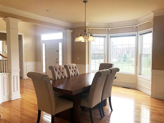 5th image of 6 Kendall Ct #75