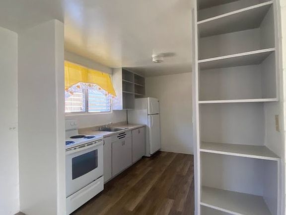 3rd image of 755 Umi St APT 2