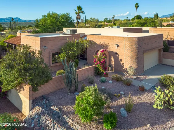 1951 W Hickory Hollow Ln, Tucson, AZ 85704