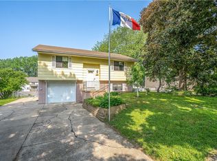 5300 SE 7th St, Des Moines, IA 50315