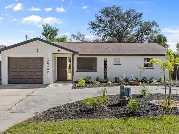 12381 Ridge Rd, Seminole, FL 33778
