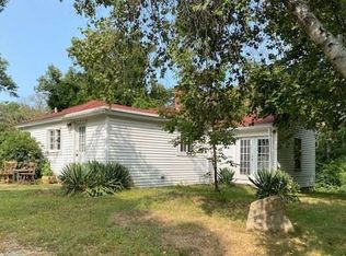 584 Chestnut Hill Rd #0, Millville, MA 01529